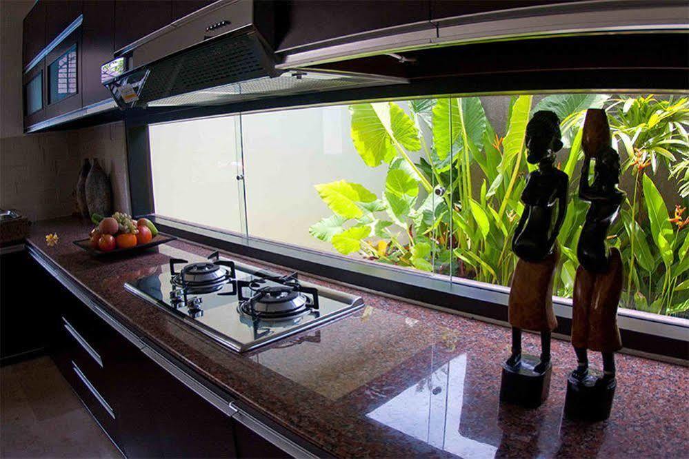 M Two Villas Seminyak Eksteriør bilde