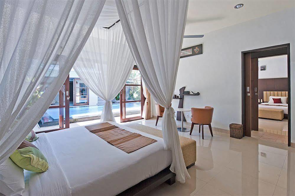 M Two Villas Seminyak Eksteriør bilde