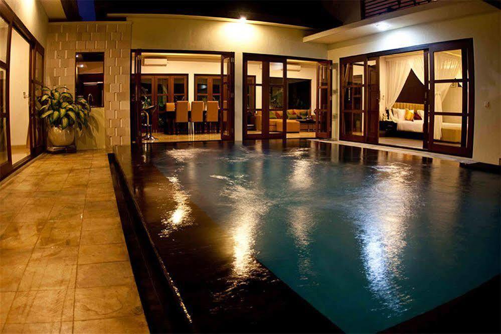 M Two Villas Seminyak Eksteriør bilde