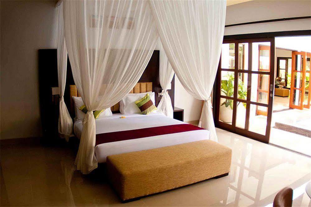 M Two Villas Seminyak Eksteriør bilde