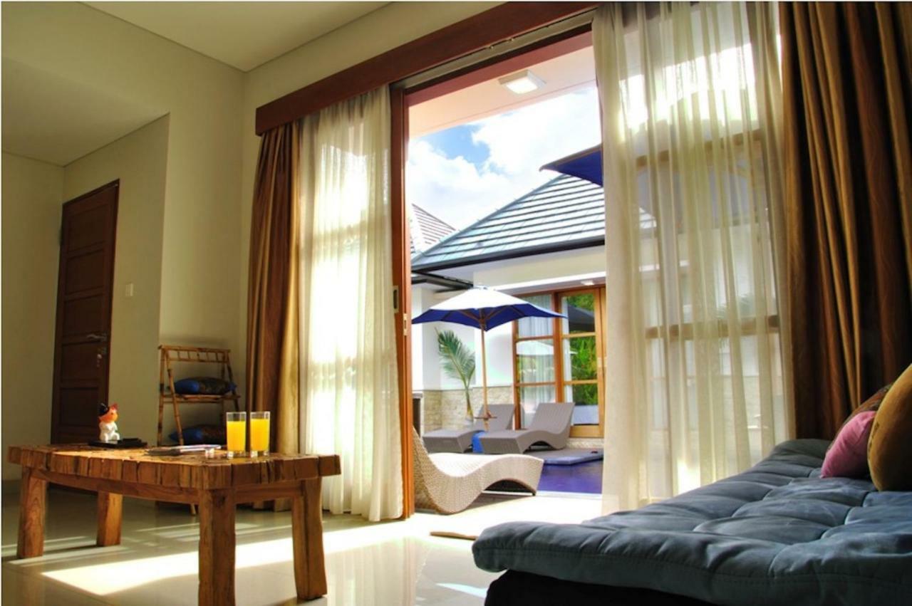 M Two Villas Seminyak Eksteriør bilde
